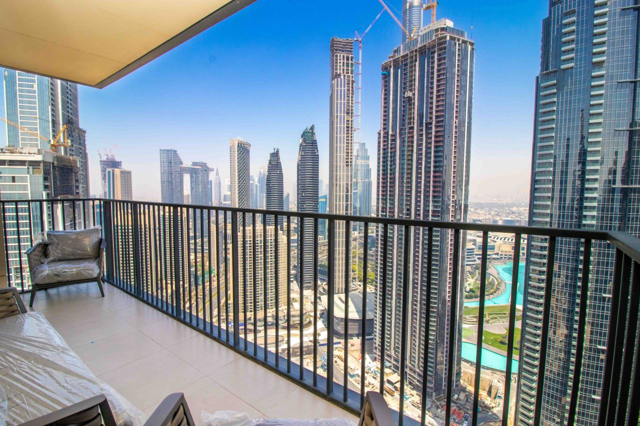 Apartamento en Dubái, EAU, 242 m2 - imagen 1