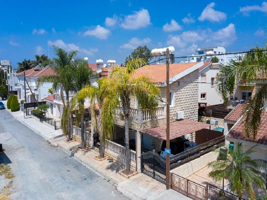 Villa in Limassol, Cyprus, 216 sq.m - picture 1