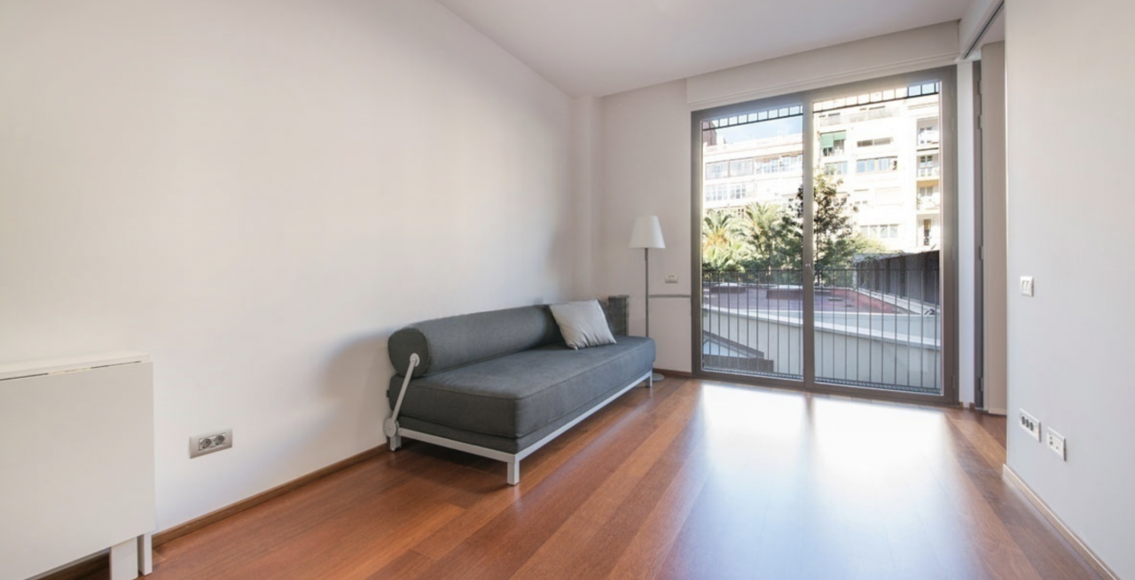 Flat in Barcelona, Spain, 65 sq.m - picture 1