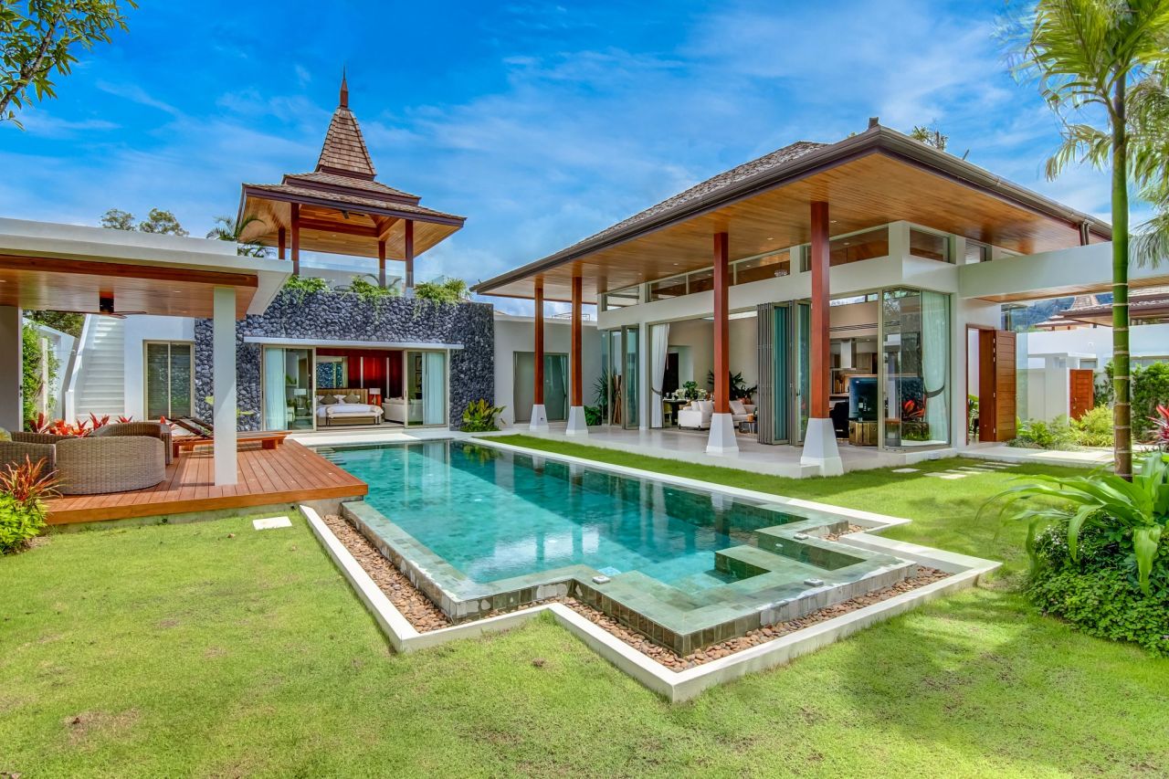 Villa on Phuket Island, Thailand, 600 sq.m - picture 1