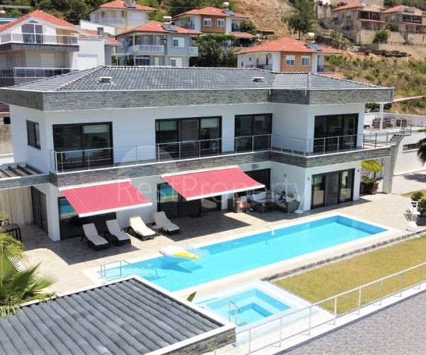 Villa in Alanya, Türkei, 390 m2 - Foto 1