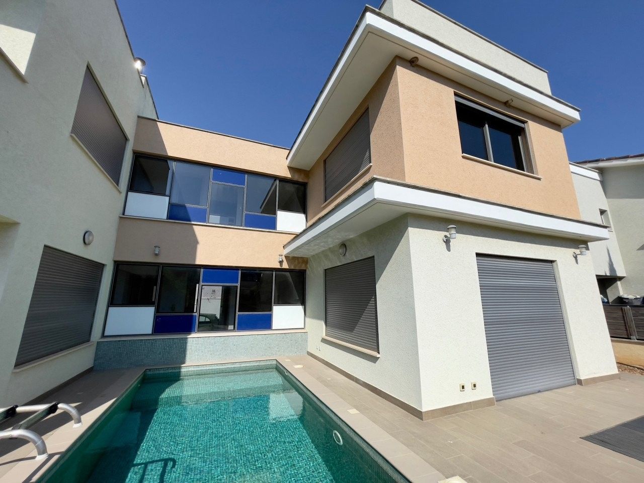 Villa in Limassol, Cyprus, 450 sq.m - picture 1