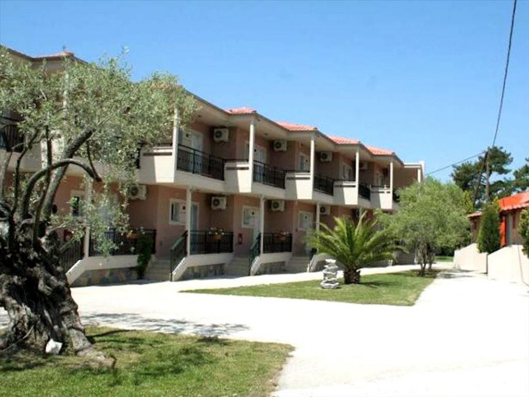 Hotel on North Aegean islands, Greece, 1 200 sq.m - picture 1
