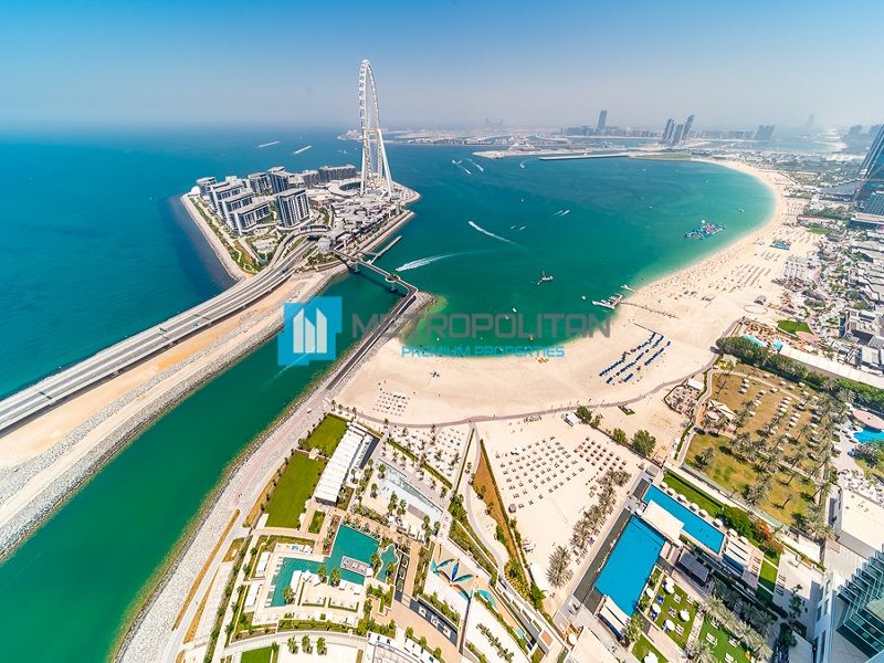 Chalet in Dubai, UAE, 886.94 sq.m - picture 1