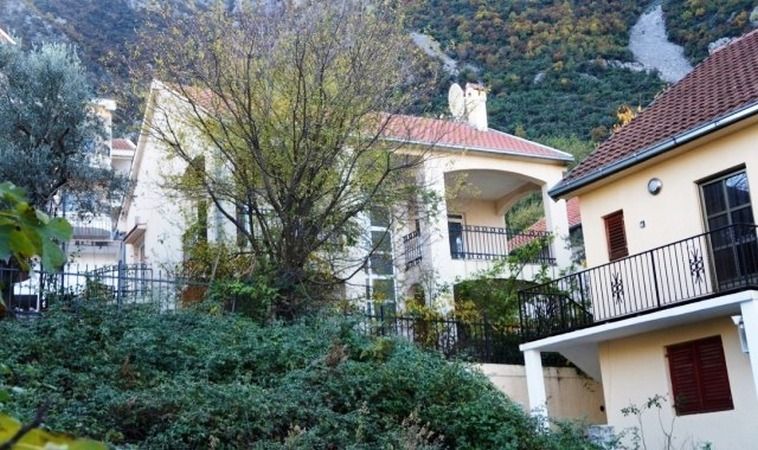 Villa in Kotor, Montenegro, 123 m2 - Foto 1