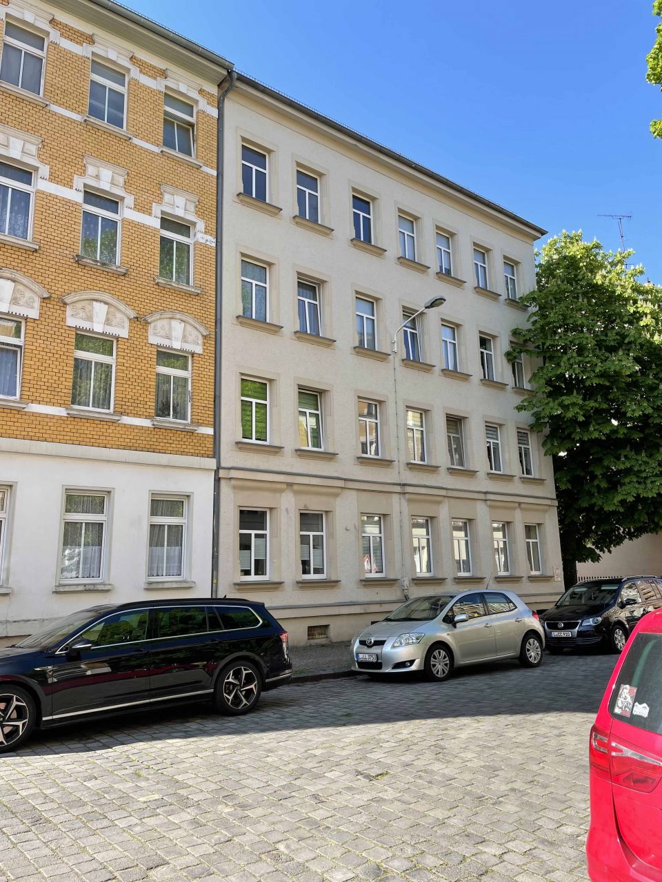 Commercial apartment building in Leipzig, Germany, 608 sq.m - picture 1