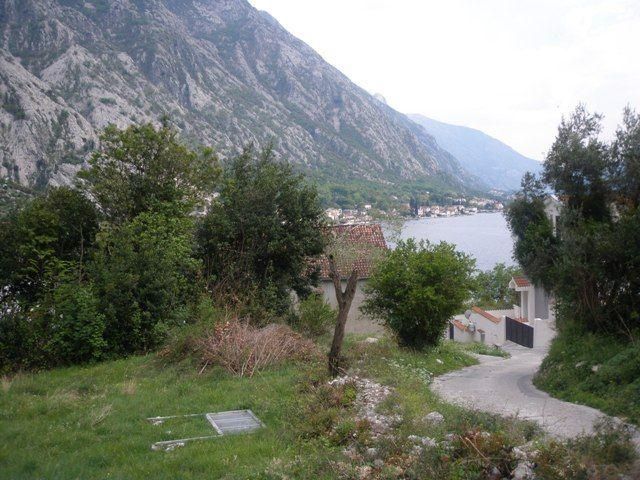 Land in Orahovac, Montenegro, 969 sq.m - picture 1