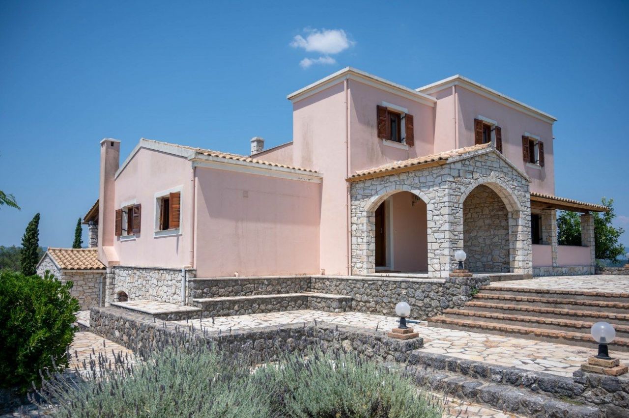 Villa on Corfu, Greece, 342 sq.m - picture 1