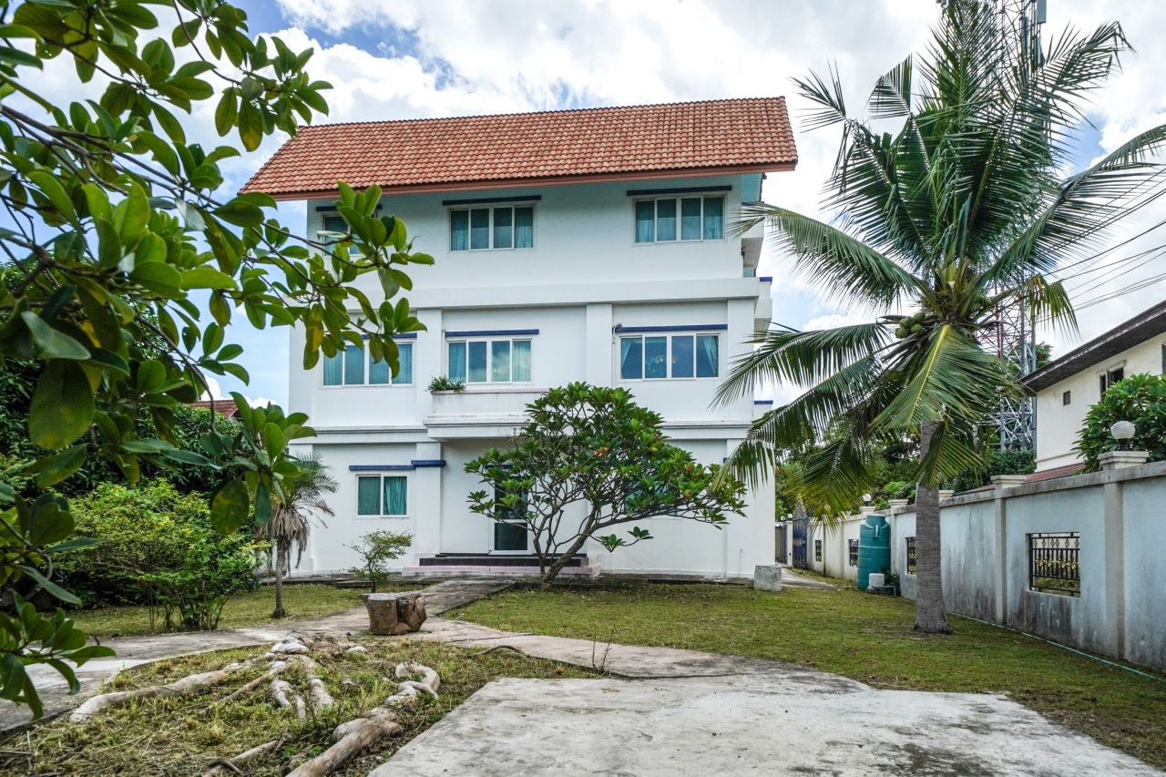 Mansion in Pattaya, Thailand, 500 sq.m - picture 1