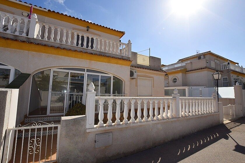 Villa in Orihuela Costa, Spain, 89 sq.m - picture 1