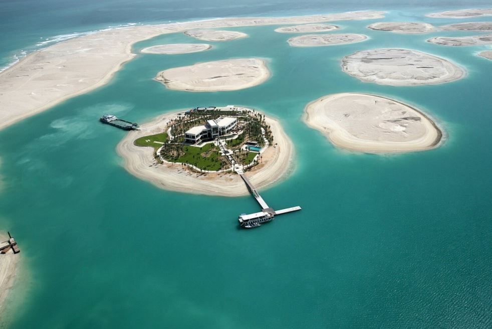Island in Dubai, UAE, 51 037.12 sq.m - picture 1