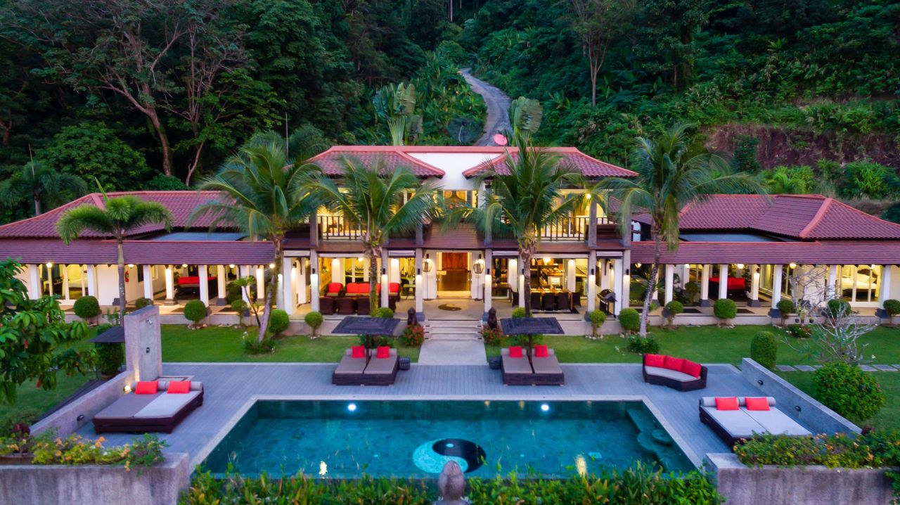 Villa en la isla de Phuket, Tailandia, 1 000 m2 - imagen 1