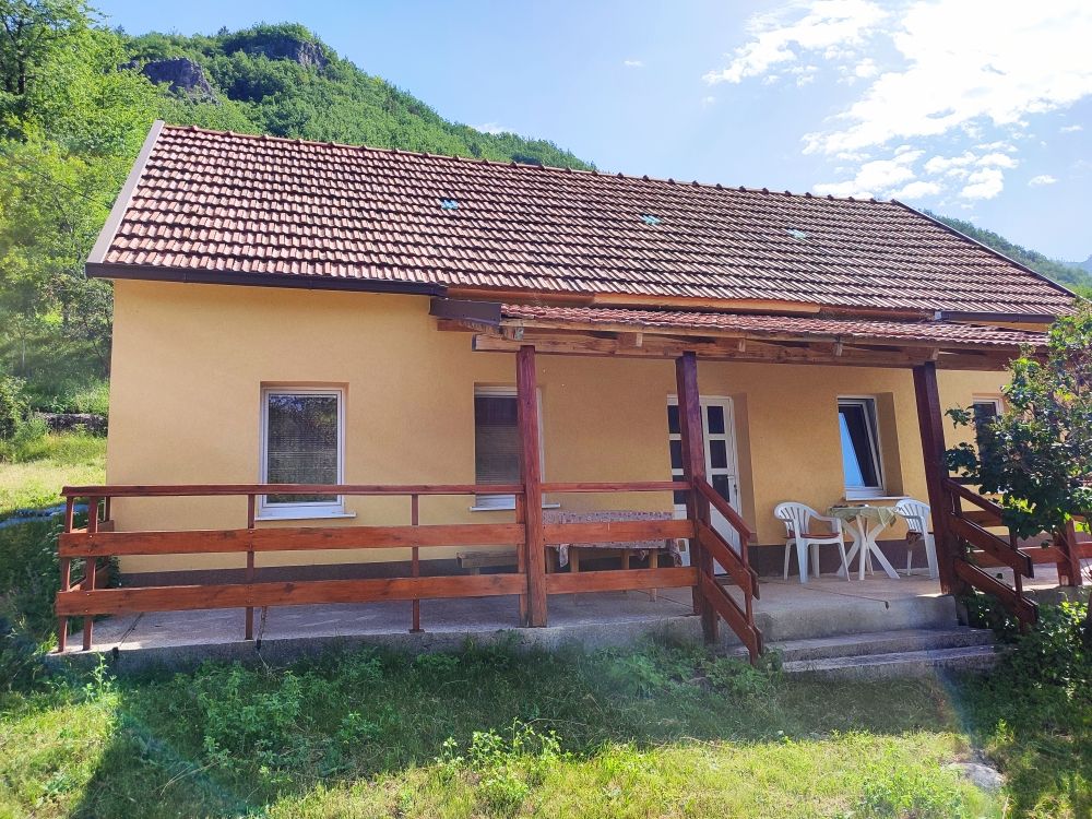 Casa en Nikšić, Montenegro, 75 m2 - imagen 1