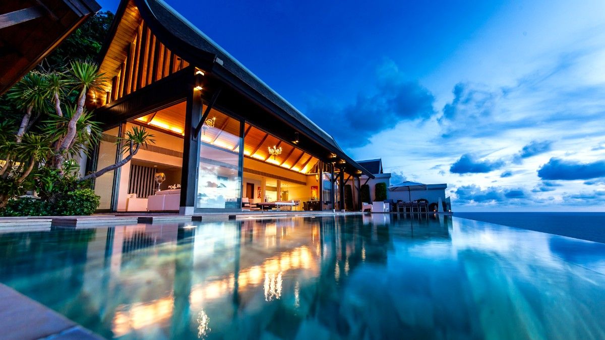 Villa sur l'île de Phuket, Thaïlande, 1 225 m2 - image 1