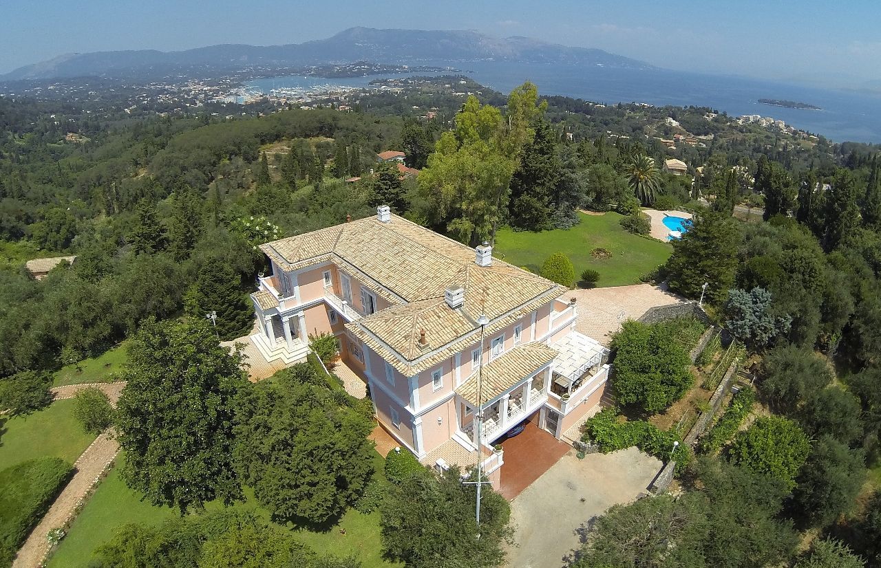 Villa on Corfu, Greece, 623 sq.m - picture 1