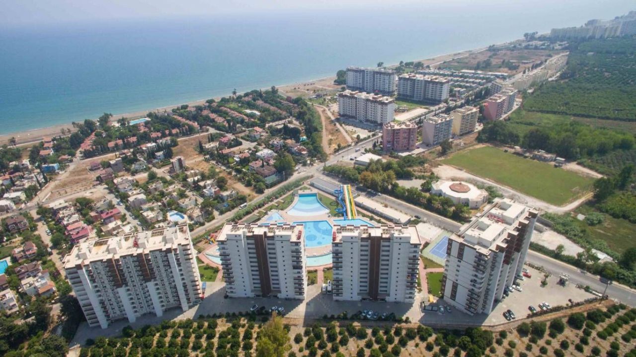 Flat in Mersin, Turkey, 55 sq.m - picture 1