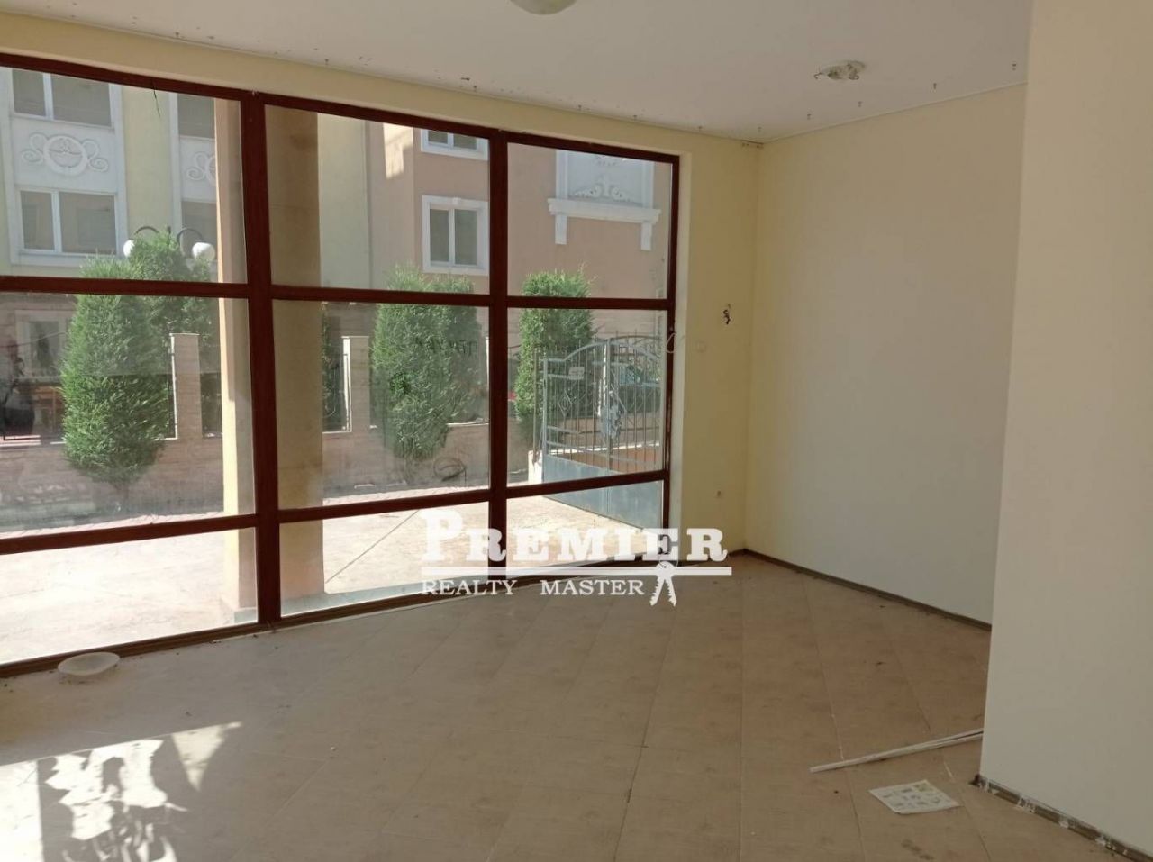 Commercial property at Sunny Beach, Bulgaria, 51.09 sq.m - picture 1
