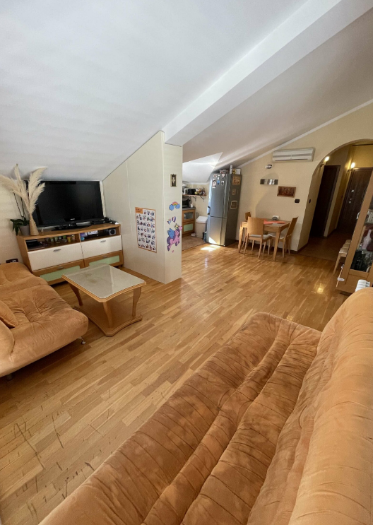 Wohnung in Denovici, Montenegro, 88 m2 - Foto 1