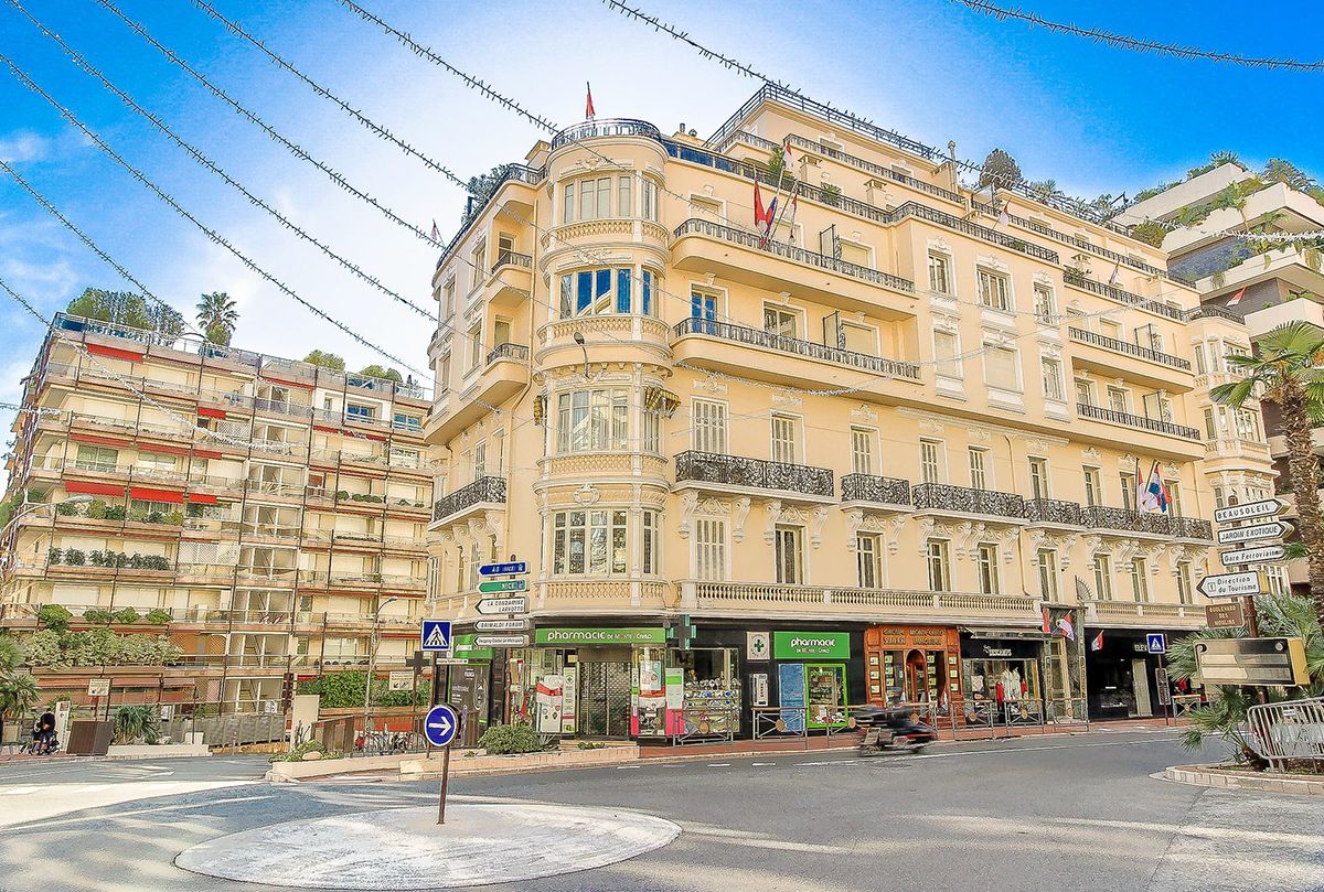 Apartment in Monaco, Monaco, 140 sq.m - picture 1