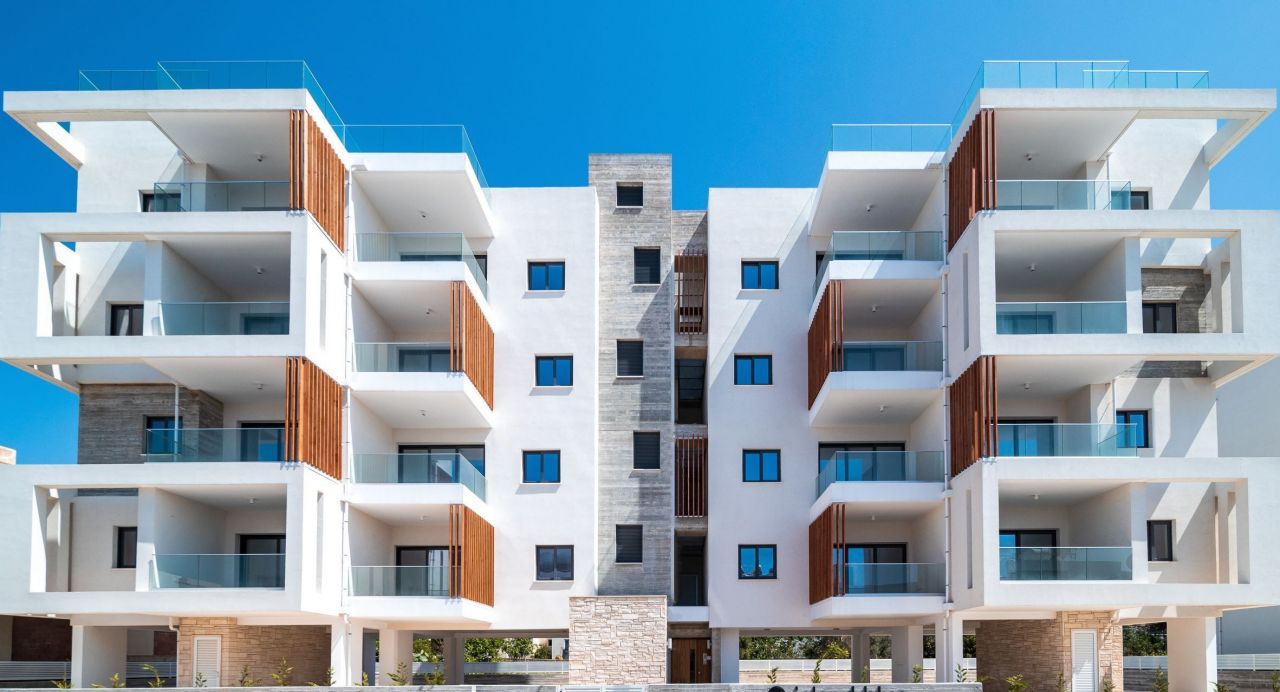 Apartment in Paphos, Cyprus, 61 sq.m - picture 1