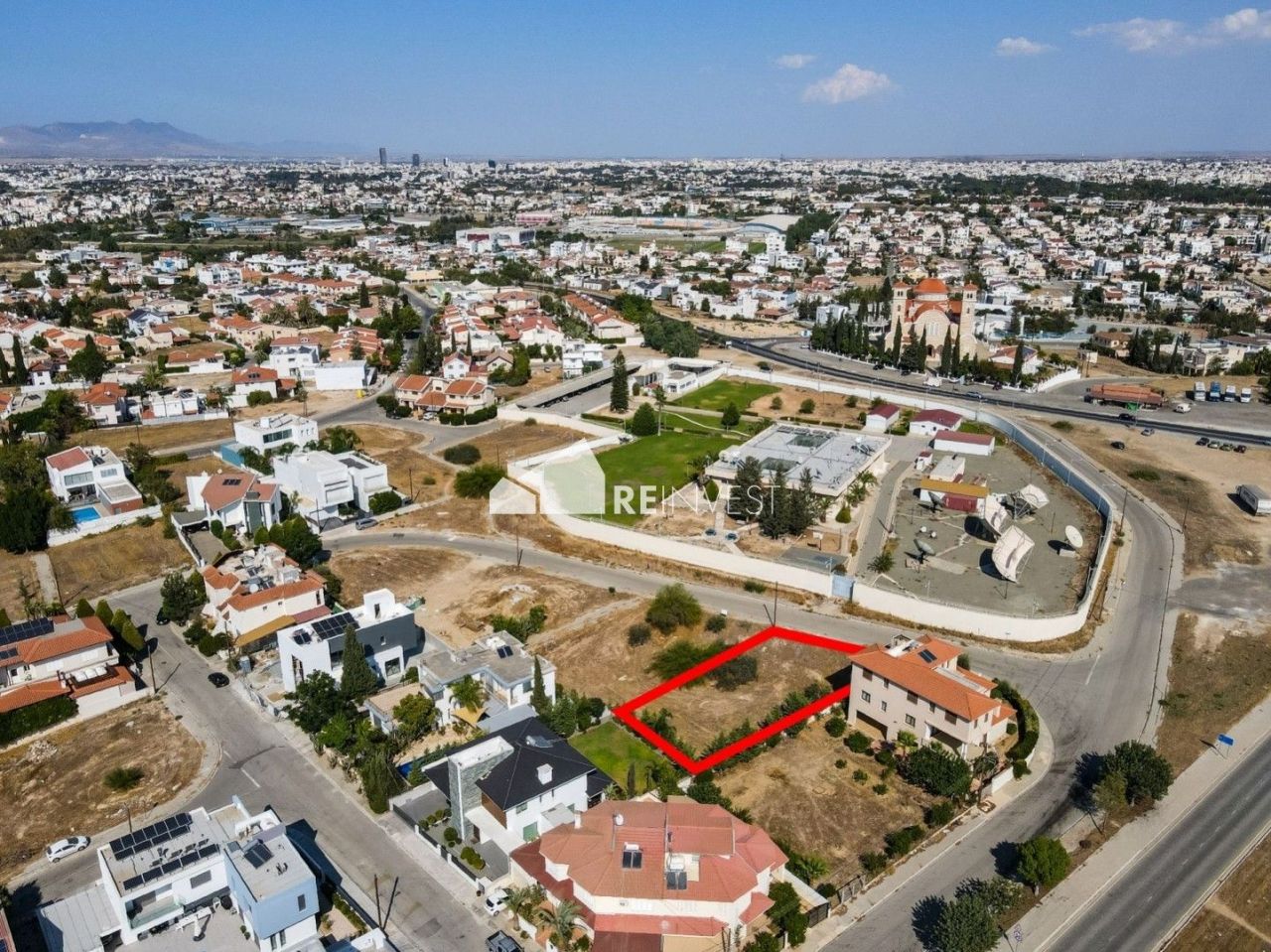 Land in Nicosia, Cyprus, 620 sq.m - picture 1