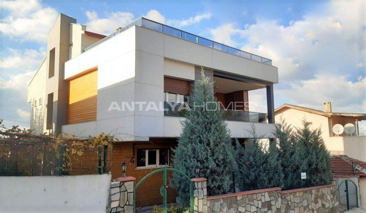 Villa in Yalova, Türkei, 370 m2 - Foto 1