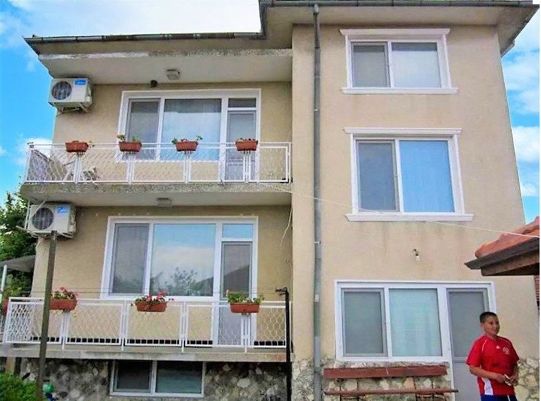 House in Balgarevo, Bulgaria, 225 sq.m - picture 1