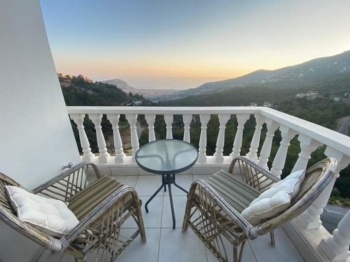 Villa à Alanya, Turquie, 185 m2 - image 1