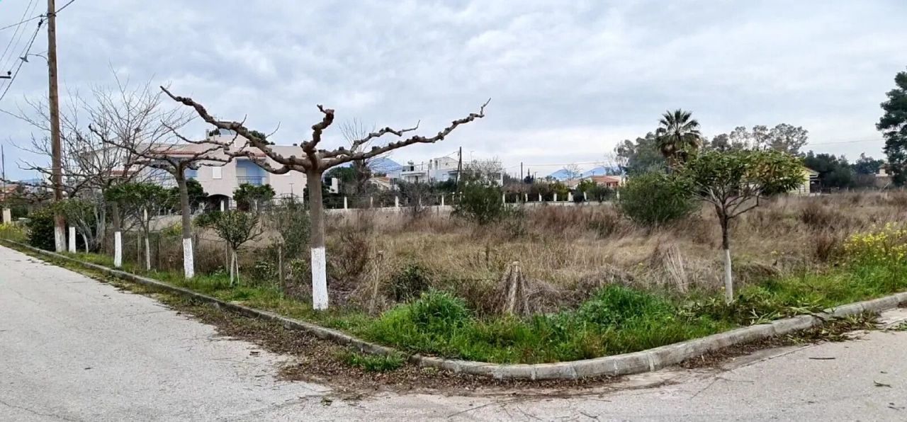 Land in Attica, Greece, 1 075 sq.m - picture 1