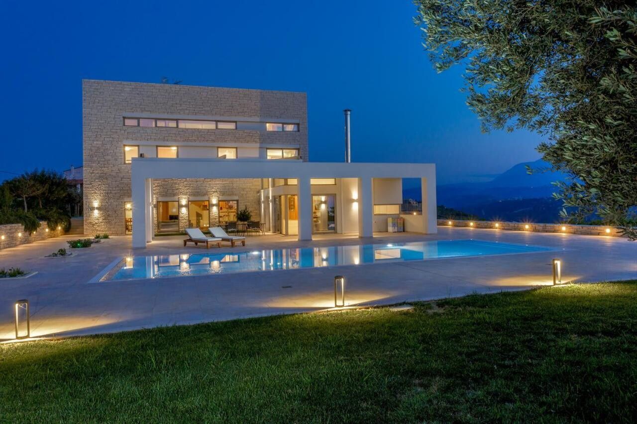 Villa in Heraklion, Griechenland, 687 m2 - Foto 1