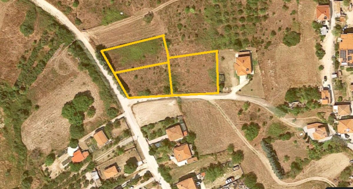 Land in Chalkidiki, Greece, 1 600 sq.m - picture 1