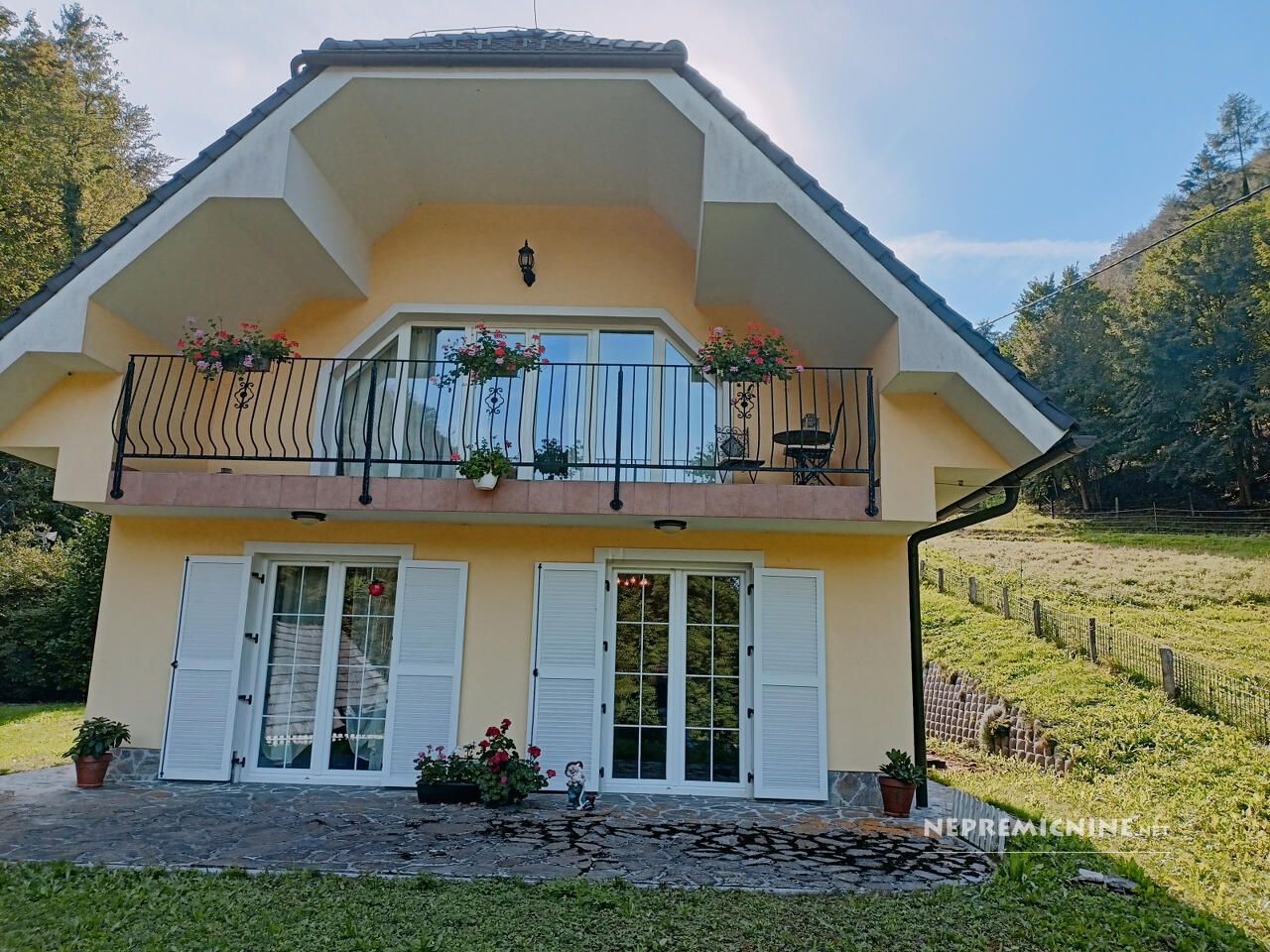 Maison à Laško, Slovénie, 133 m2 - image 1