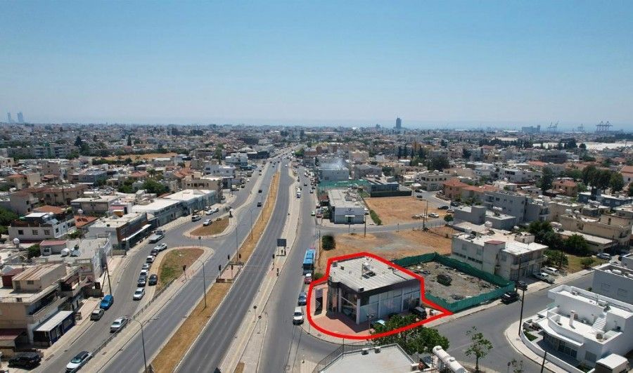Commercial property in Limassol, Cyprus, 232 sq.m - picture 1