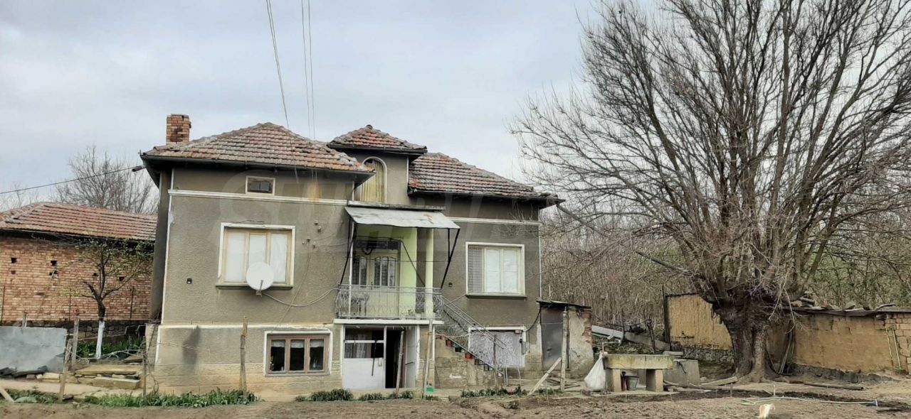 House Pavlikeni, Bulgaria, 180 sq.m - picture 1