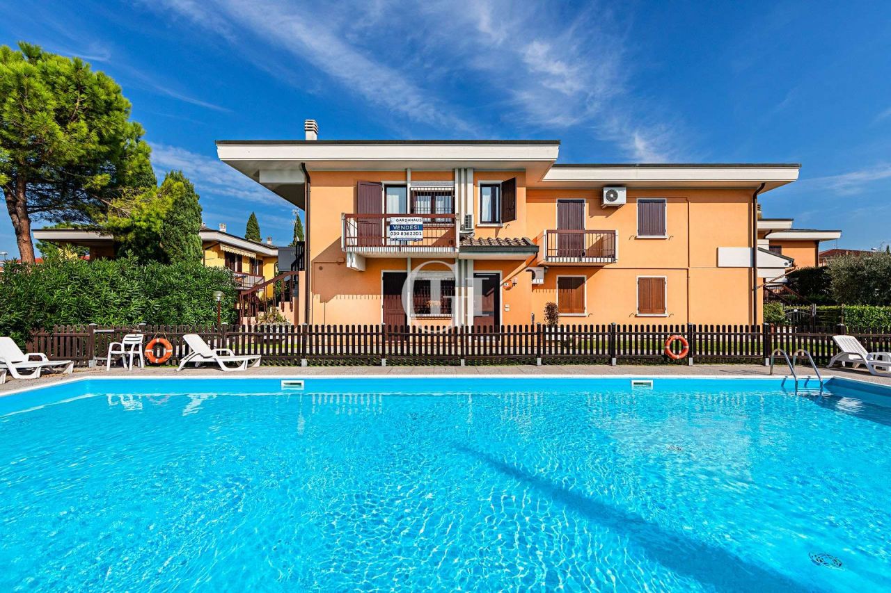 Casa adosada por Lago de Garda, Italia, 100 m2 - imagen 1