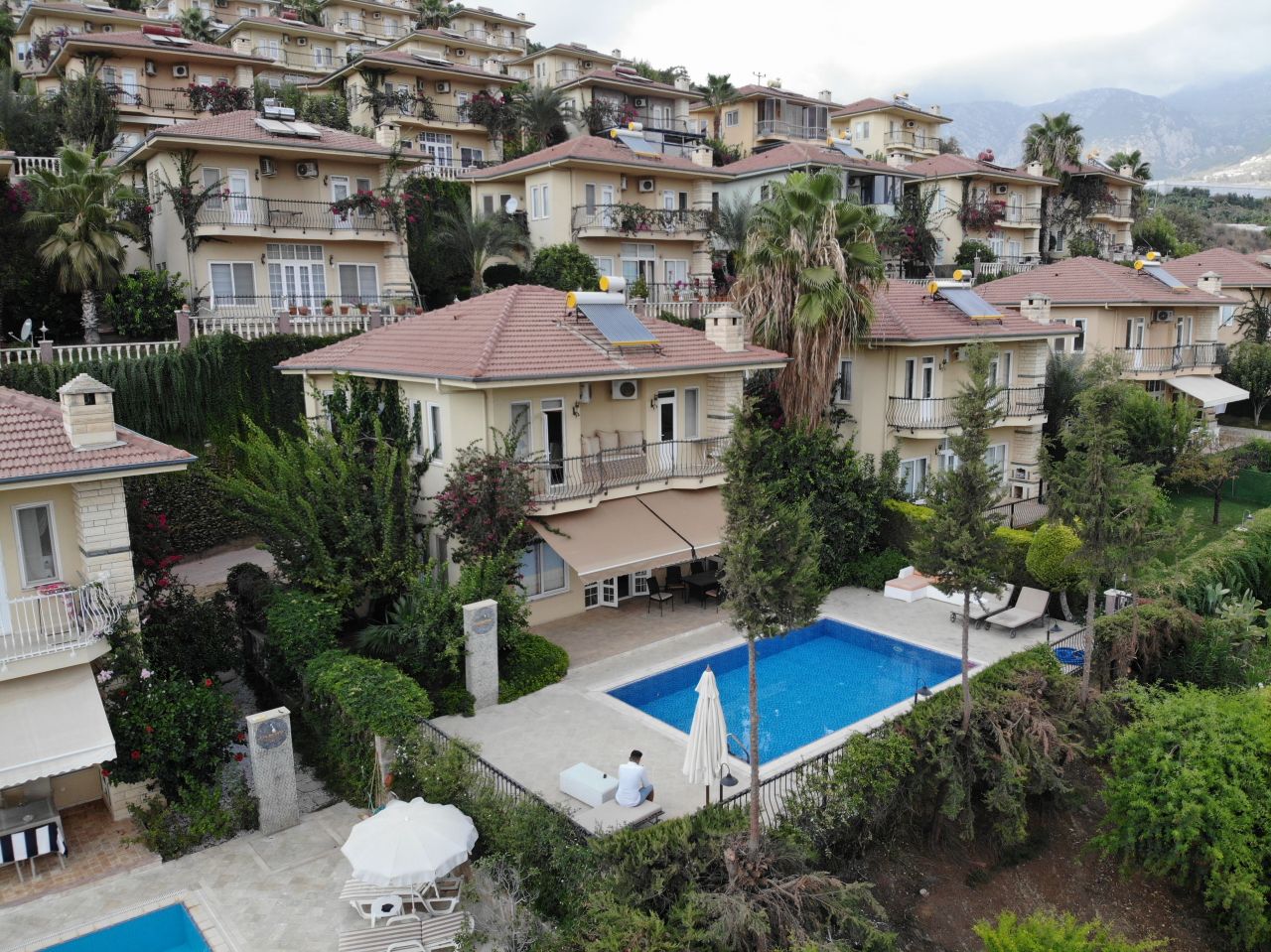 Villa à Alanya, Turquie, 196 m2 - image 1