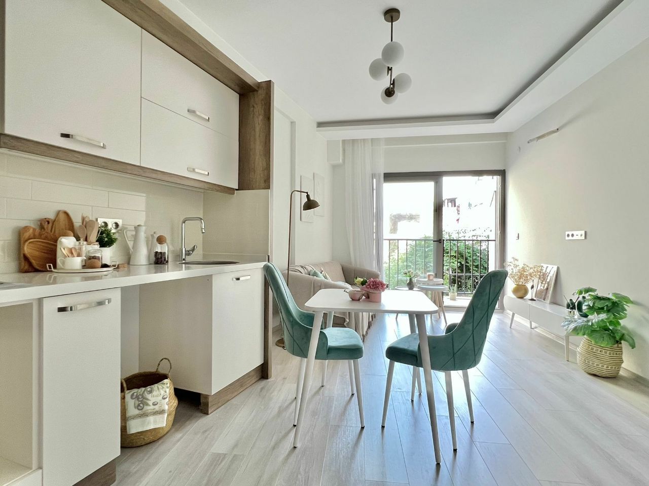 Appartement à Kusadasi, Turquie, 55 m2 - image 1