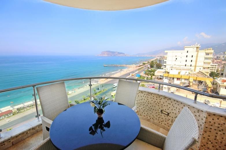 Penthouse in Alanya, Turkey, 240 sq.m - picture 1