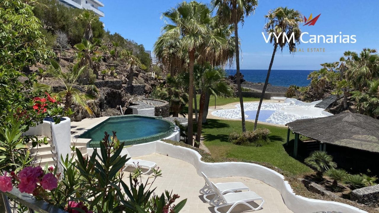 Villa in Golf del Sur, Spain, 3 709 sq.m - picture 1