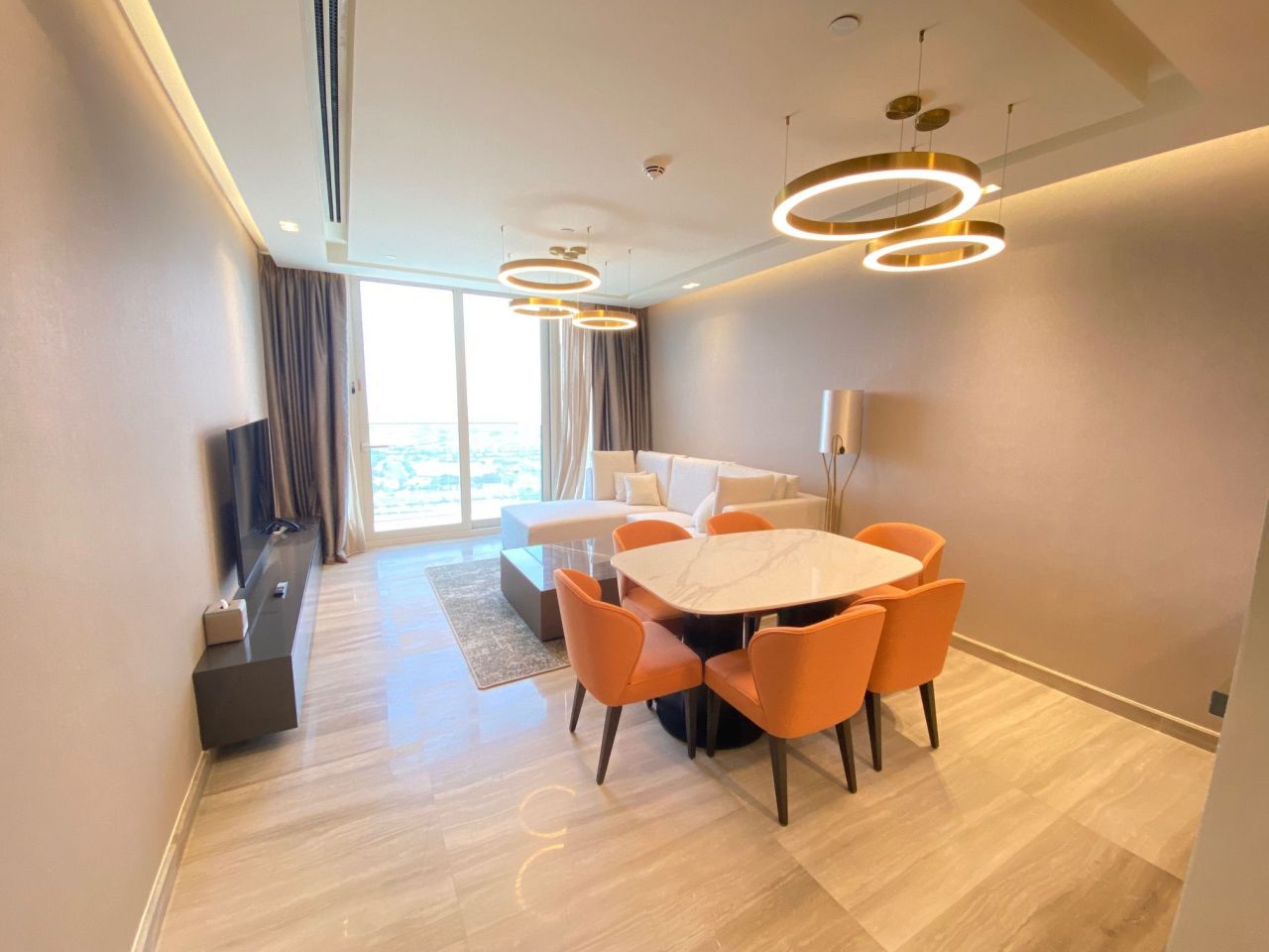 Apartment in Dubai, UAE, 148 sq.m - picture 1