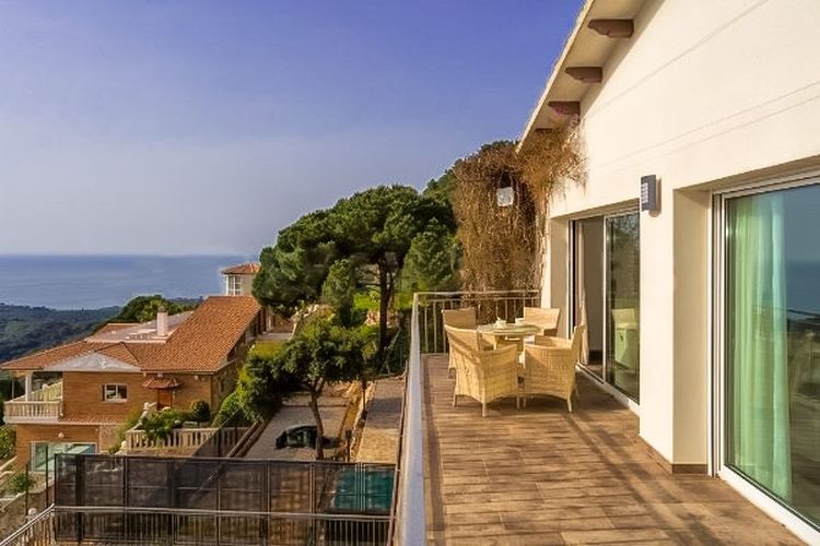 Villa in Lloret de Mar, Spanien, 188 m2 - Foto 1