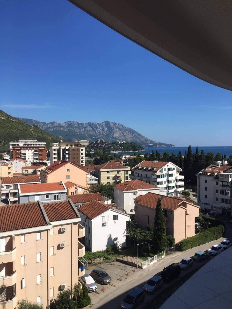 Flat in Budva, Montenegro, 39 sq.m - picture 1