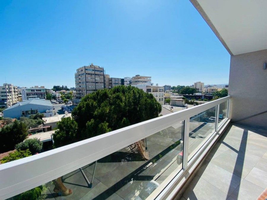 Penthouse in Limassol, Cyprus, 208 sq.m - picture 1