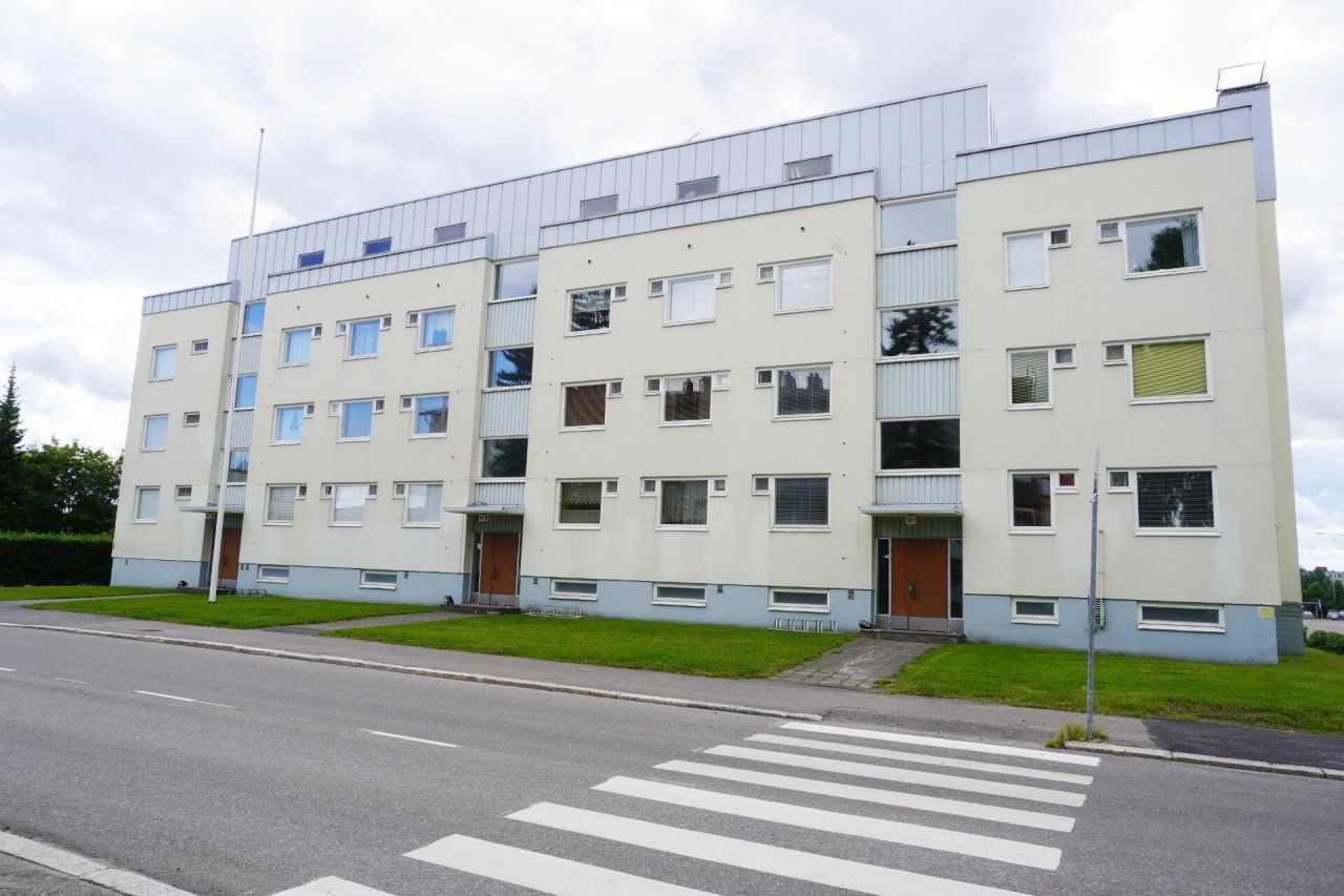 Flat in Varkaus, Finland, 30 sq.m - picture 1