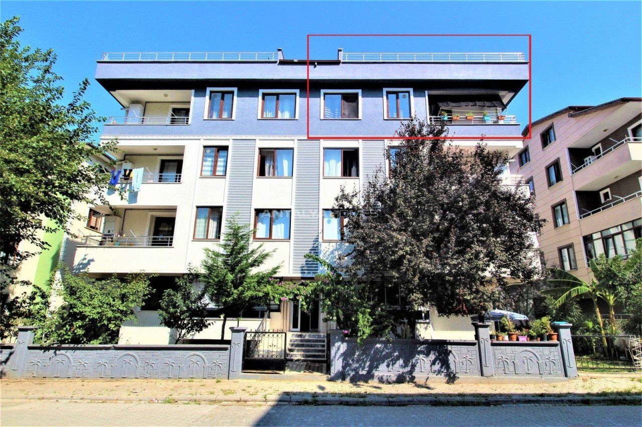 Apartment in Yalova, Turkey, 210 sq.m - picture 1