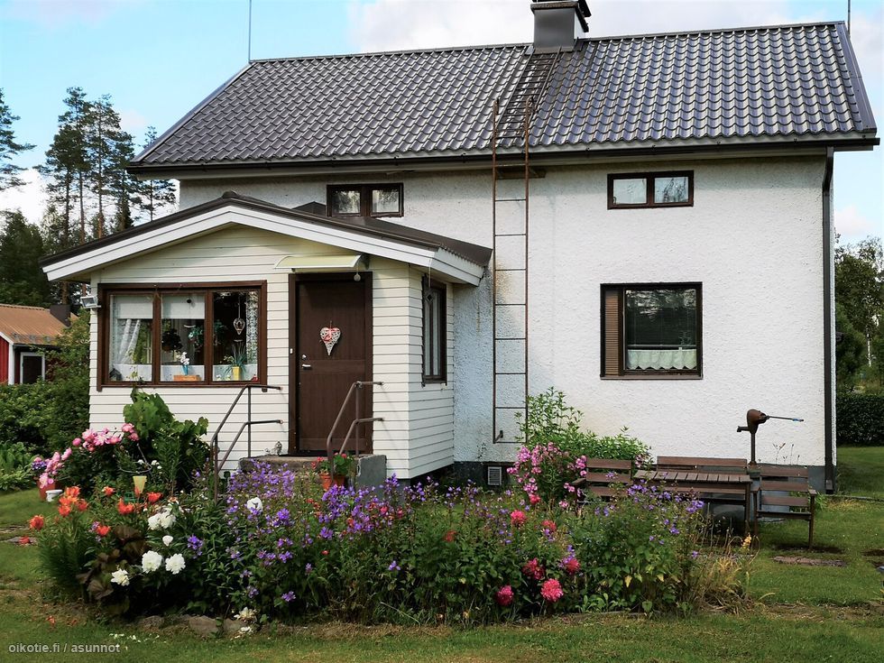 House in Rautjarvi, Finland, 85 sq.m - picture 1