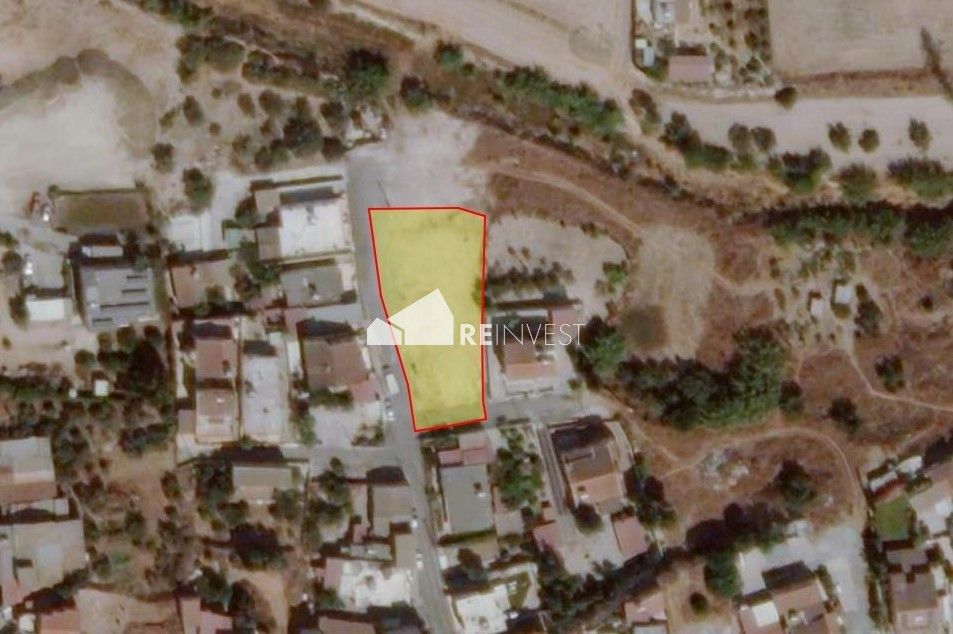 Land in Larnaca, Cyprus, 1 205 sq.m - picture 1