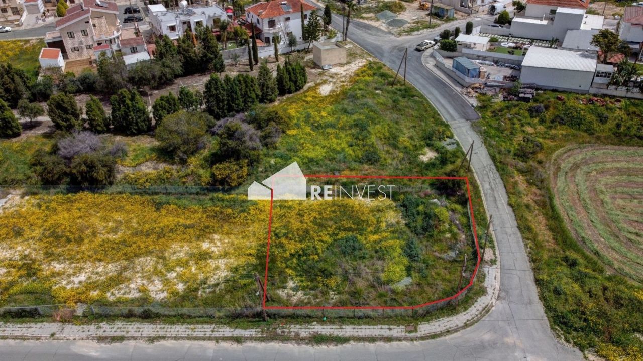 Land in Larnaca, Cyprus, 700 sq.m - picture 1
