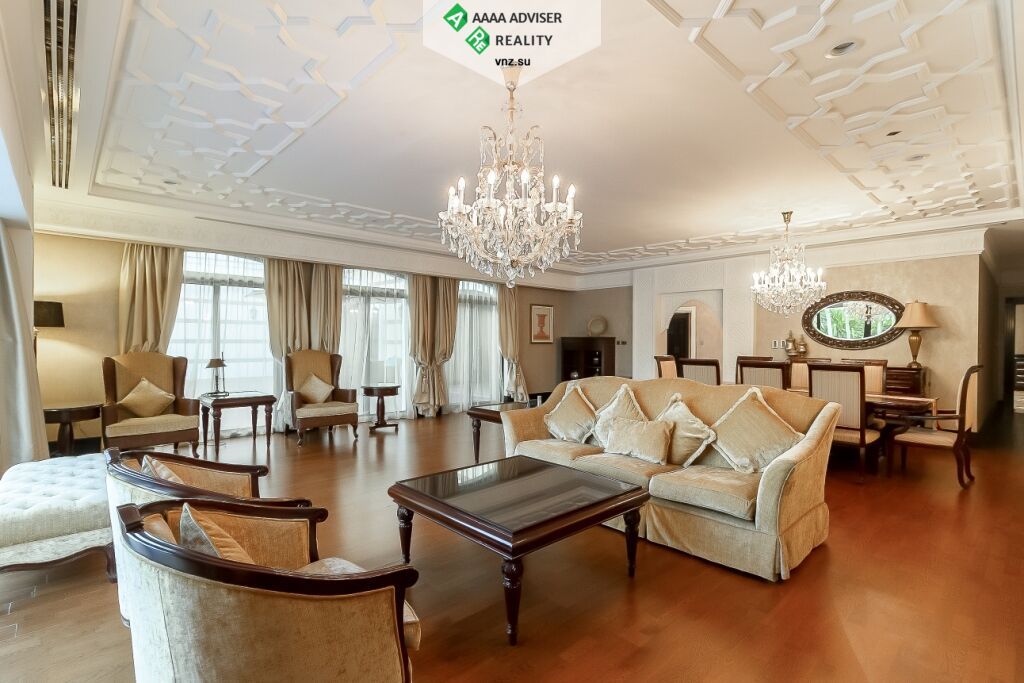 Villa à Dubaï, EAU, 650 m2 - image 1