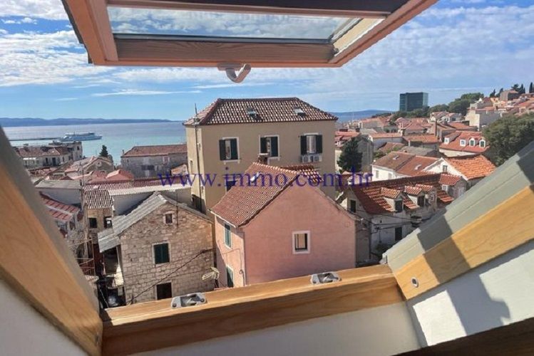 Casa en Split, Croacia, 420 m2 - imagen 1